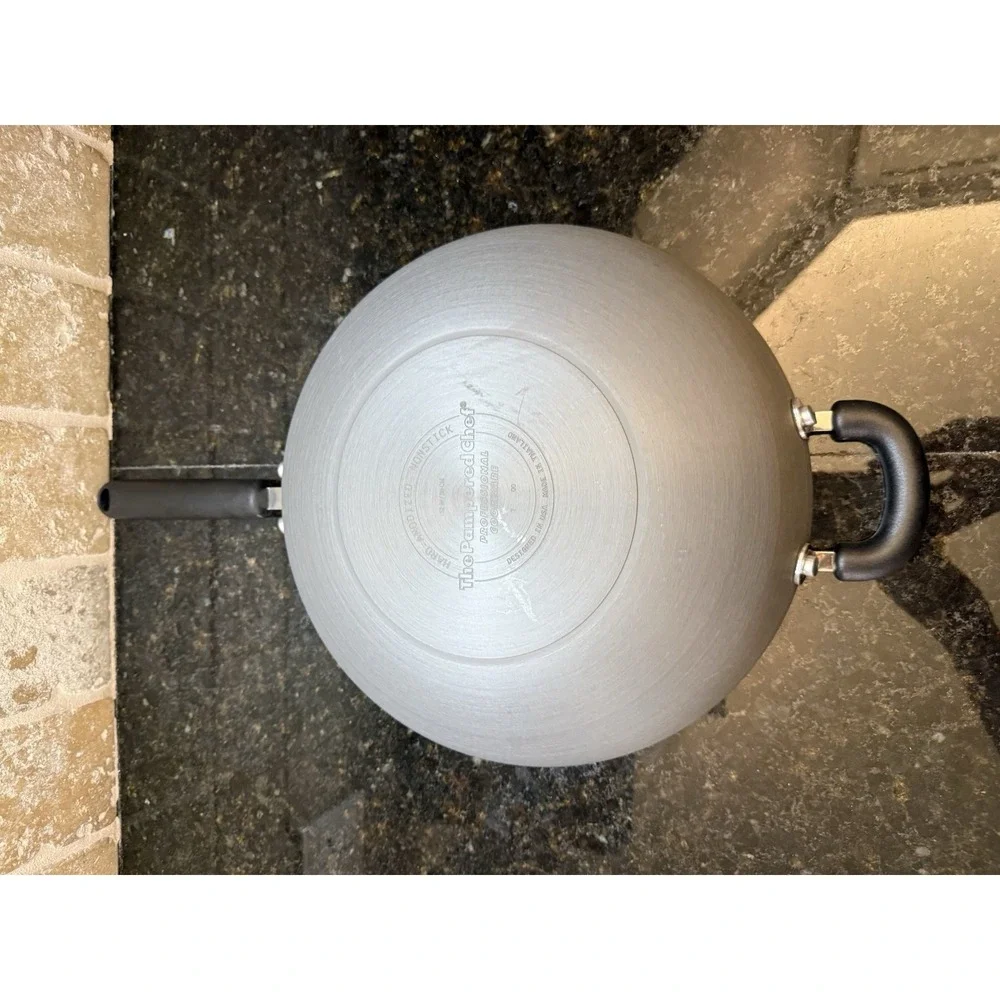NEW Pampered Chef 12